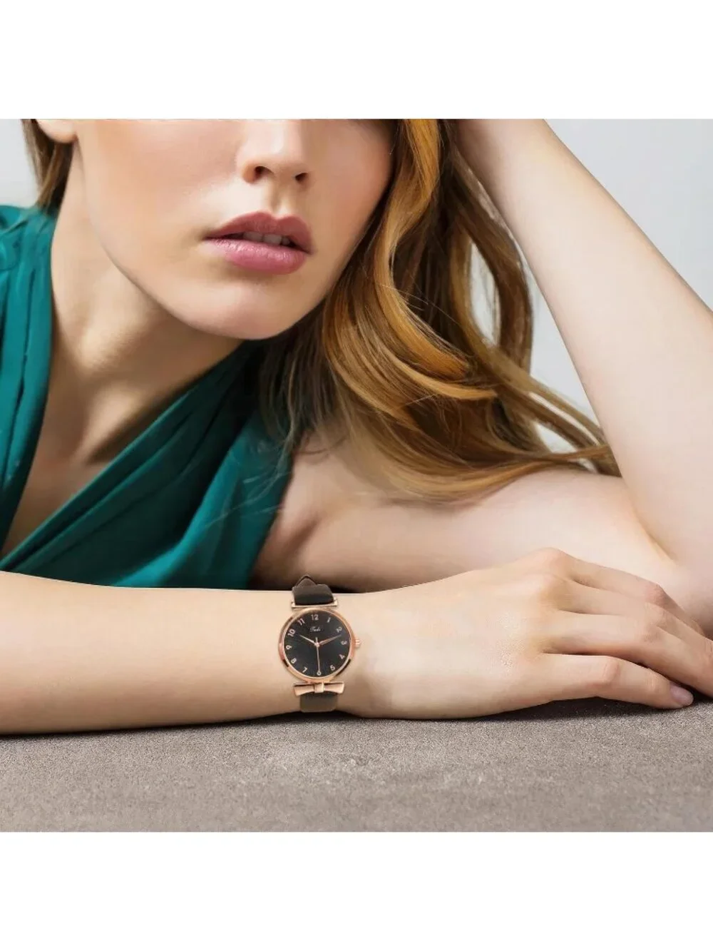 Women's Black Analog Quartz Classic Simple Leather Arabic Numerals Wrist Watch